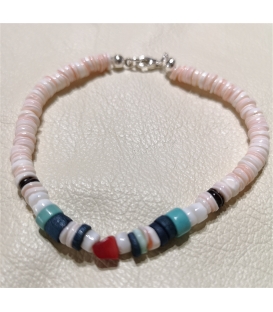 Bracelet en perles de coquillages