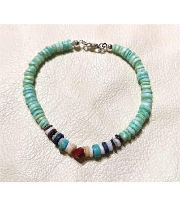 Bracelet en perles de coquillages