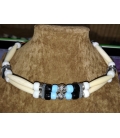 Collier en os et perles