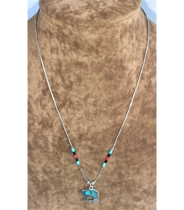 Collier et son pendentif ours