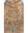 Collier et son pendentif ours