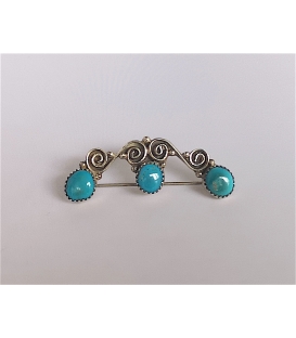 Broche et ses trois turquoises