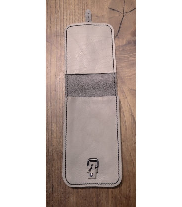 Pochette en cuir