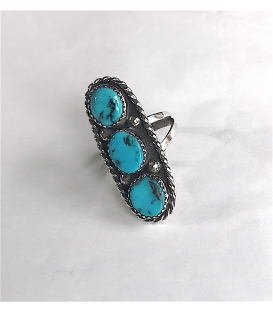 Bague  et ses 3 turquoises