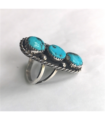 Bague  et ses 3 turquoises