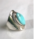 Bague avec turquoise ovale
