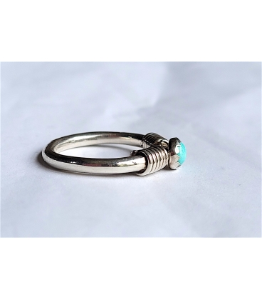 Bague anneau avec turquoise
