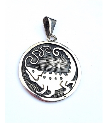 Pendentif rond Salamandre
