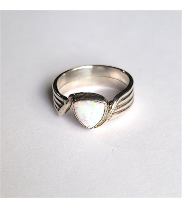 Bague opale triangle