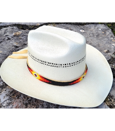 Tour de chapeau perlé sur cuir