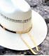 Tour de chapeau perlé sur cuir