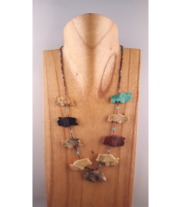 Collier fétiche multi pierres bisons