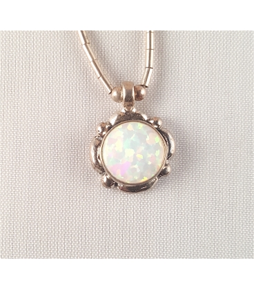 Collier avec une Opale