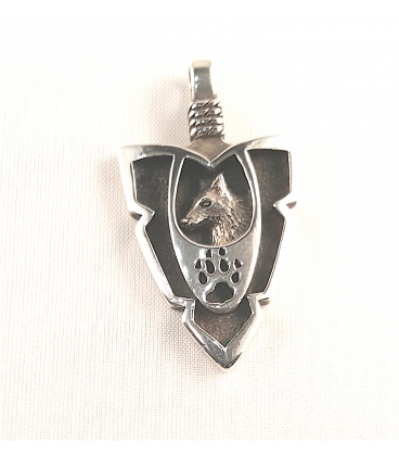 Pendentif flèche mofif loup et patte de loup