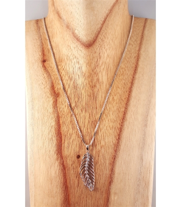 Chaine avec plume