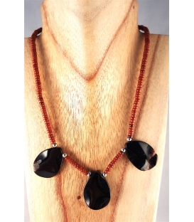 Collier en perles de Corail et onyx