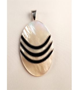 Pendentif en Nacre