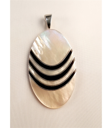 Pendentif en Nacre