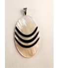Pendentif en Nacre
