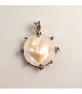Pendenttif en nacre